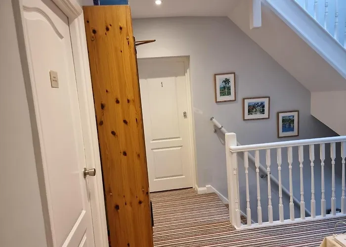 Denham Guest House