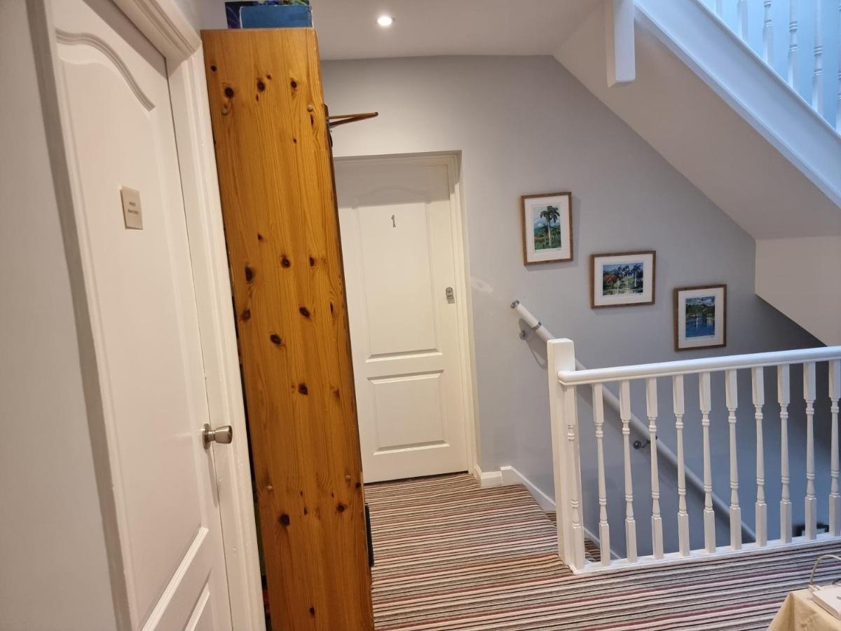 Denham 3* Denham (Buckinghamshire)